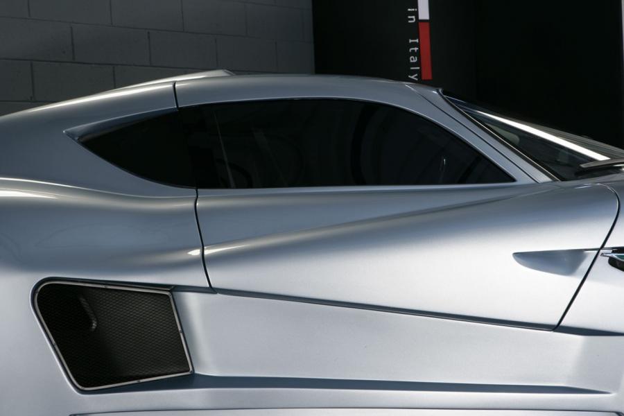 Детали экстерьера Mazzanti Evantra V8 2013 года  (фото 33 из 39)